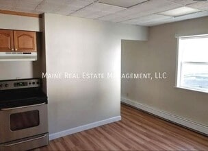 66 Fern St in Bangor, ME - Building Photo - Building Photo