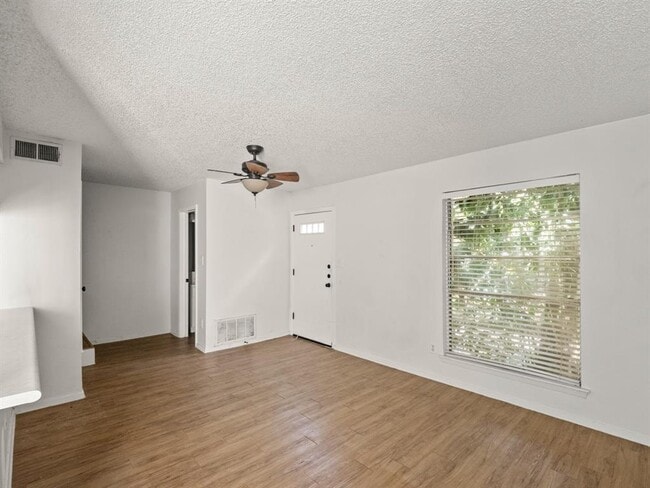 3507 Alpine Cir in Austin, TX - Building Photo - Building Photo