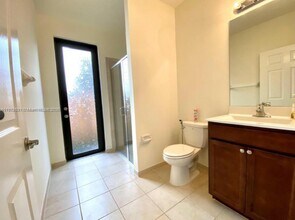 118 NE 23rd Terrace in Homestead, FL - Building Photo - Building Photo