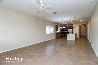 625 W Mangrove Rd in San Tan Valley, AZ - Foto de edificio - Building Photo