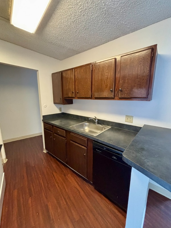 1400 Millersport Hwy in Williamsville, NY - Building Photo - Building Photo