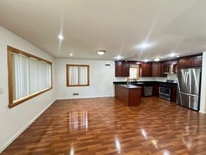50-24 190th St in Queens, NY - Building Photo - Building Photo