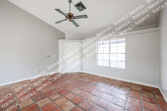 18433 N 56th Dr in Glendale, AZ - Building Photo - Building Photo