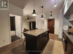 8 Mercer St in Toronto, ON - Building Photo - Building Photo