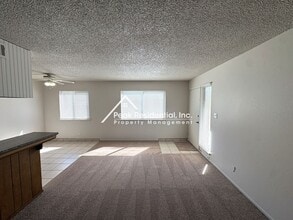 25 La Pera Ct in Sacramento, CA - Building Photo - Building Photo