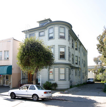 3425 Telegraph Ave in Oakland, CA - Foto de edificio - Building Photo