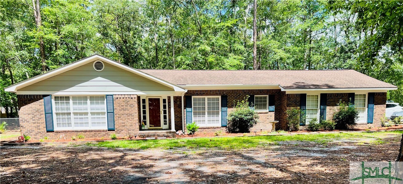 803 Kings Rd in Hinesville, GA - Building Photo
