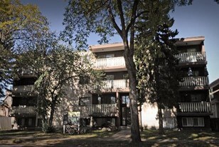 Twin Pines Apartments