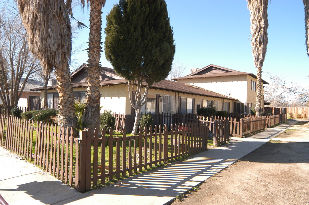 26415 Olive Dr in Hemet, CA - Building Photo