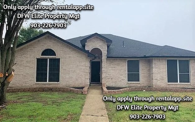 property at 468 Maplegrove Rd