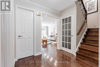 29 Scenic Mill Way in Toronto, ON - Building Photo - Building Photo