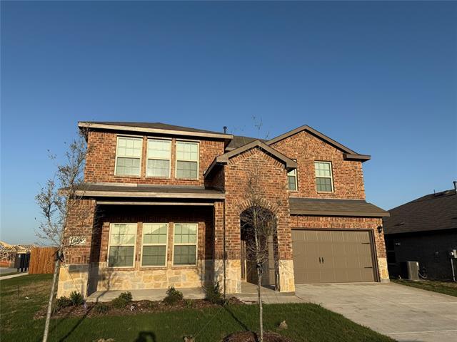 628 Willow St in Caddo Mills, TX - Foto de edificio