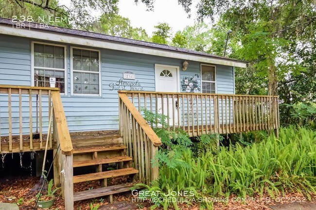 238 N Lemon Ave in Brooksville, FL - Building Photo - Building Photo