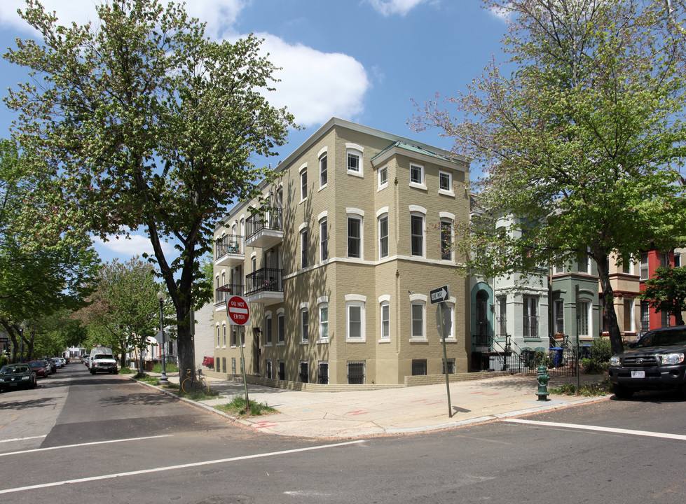 1120 7th St NE in Washington, DC - Building Photo