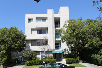 1920 Overland Ave in Los Angeles, CA - Building Photo - Building Photo