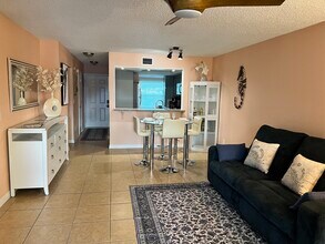 5157 Silent Loop, Unit 102 in New Port Richey, FL - Building Photo - Building Photo