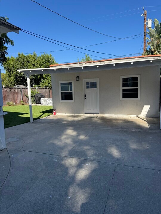 446 N California St, Unit GH in Burbank, CA - Foto de edificio