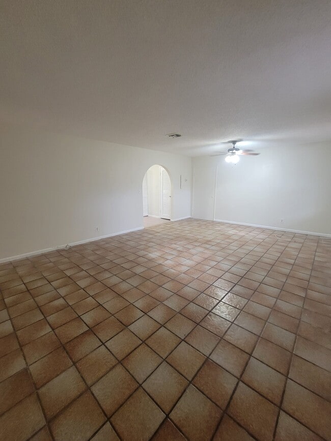 2526 Taylor St, Unit #2 in Hollywood, FL - Foto de edificio - Building Photo