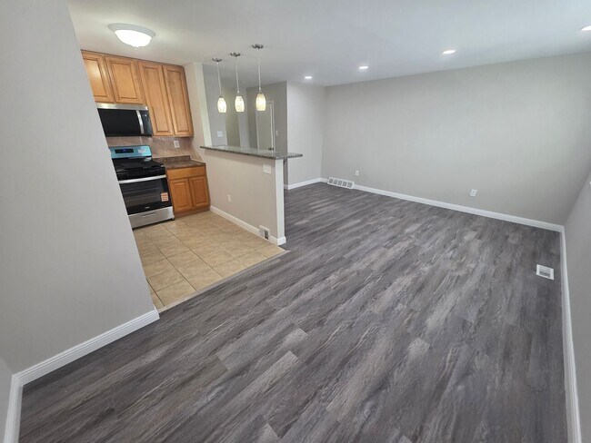 264 Nandina Plaza in Philadelphia, PA - Building Photo - Building Photo