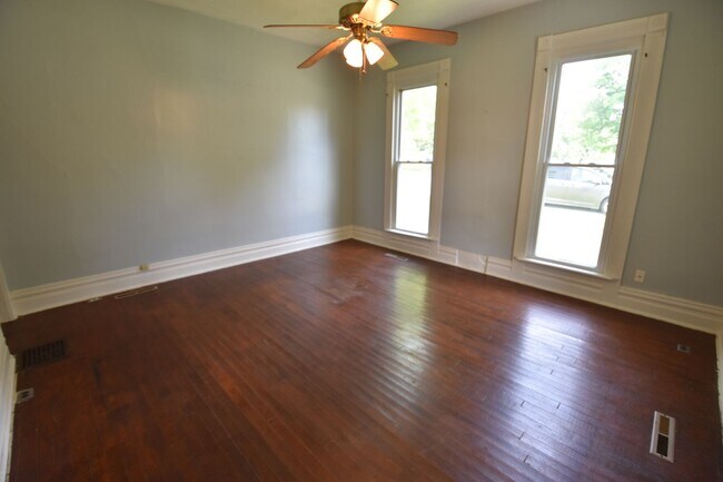 677 W 7th St in Greenfield, IN - Building Photo - Building Photo