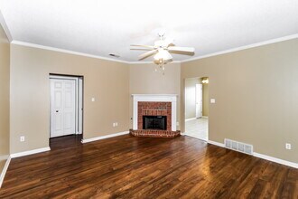 8705 Eagle View Dr in Memphis, TN - Building Photo - Building Photo