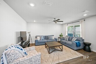 32158 Terranova Lp in Lillian, AL - Building Photo - Building Photo