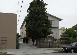 1517 N Hobart Blvd in Los Angeles, CA - Building Photo - Building Photo