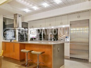 815 Appleberry Dr in San Rafael, CA - Foto de edificio - Building Photo