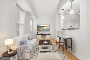 1106 Columbia Rd NW in Washington, DC - Building Photo