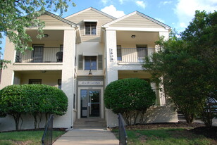 Lee Terrace Apartments