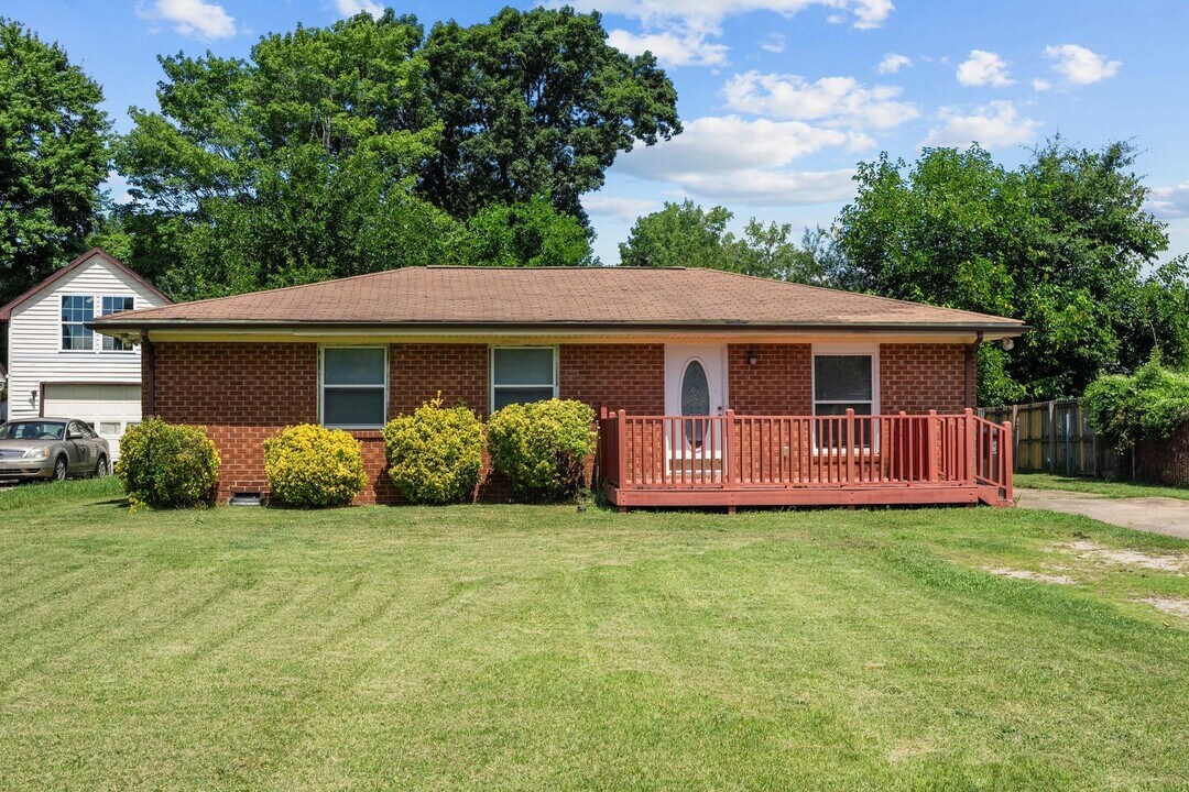 3112 Woodbine Ct in Raleigh, NC - Building Photo
