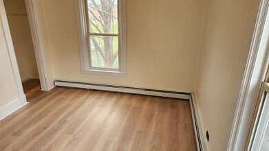 42 Chestnut St in Claremont, NH - Building Photo - Building Photo