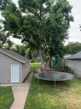617 Montrose St in Salina, KS - Building Photo - Building Photo