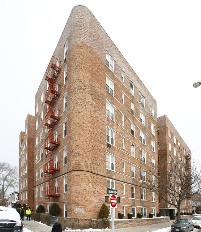 4011 Kings Hwy in Brooklyn, NY - Building Photo - Building Photo