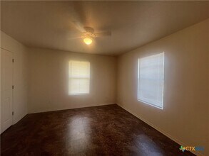 1205 Industrial Blvd in Killeen, TX - Building Photo - Building Photo