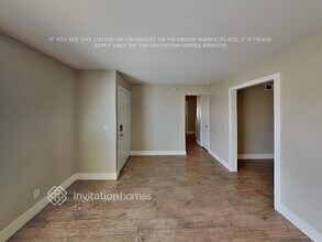 7154 Pleasant View Ave in Las Vegas, NV - Building Photo - Building Photo