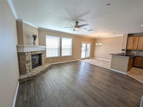 1101 E Parmer Ln in Austin, TX - Building Photo - Building Photo