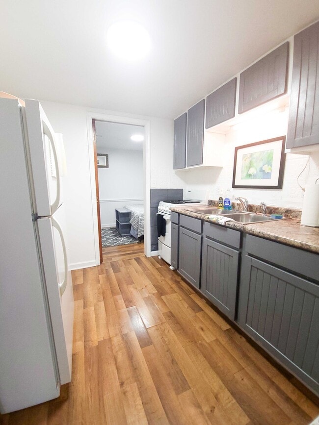 2359 Iroquois Trl in Hastings, MI - Building Photo - Building Photo