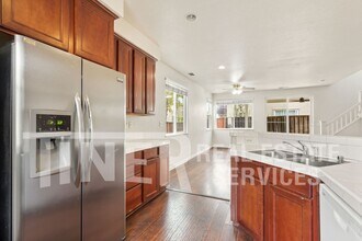 5 Mantauk Point Pl in Sacramento, CA - Building Photo - Building Photo