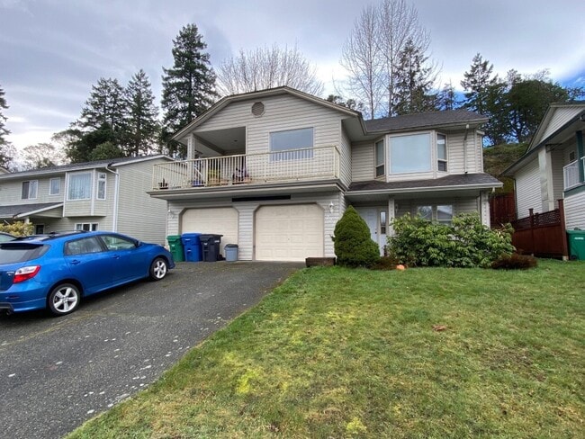 2220 Sun Valley Dr in Nanaimo, BC - Building Photo - Building Photo