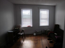 22 Saint Cyprians Pl, Unit 1L in Boston, MA - Building Photo - Building Photo