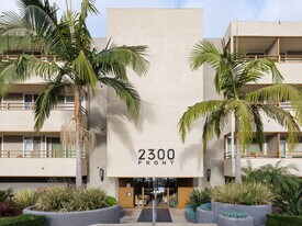 2300 Front St in San Diego, CA - Building Photo