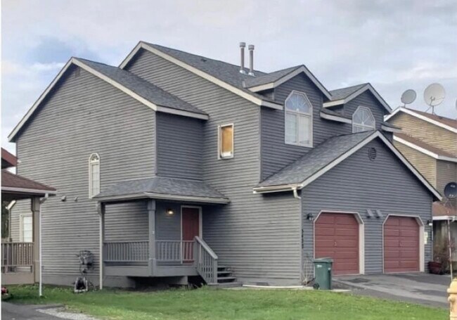 5422 Larkspur Cir in Anchorage, AK - Building Photo - Building Photo