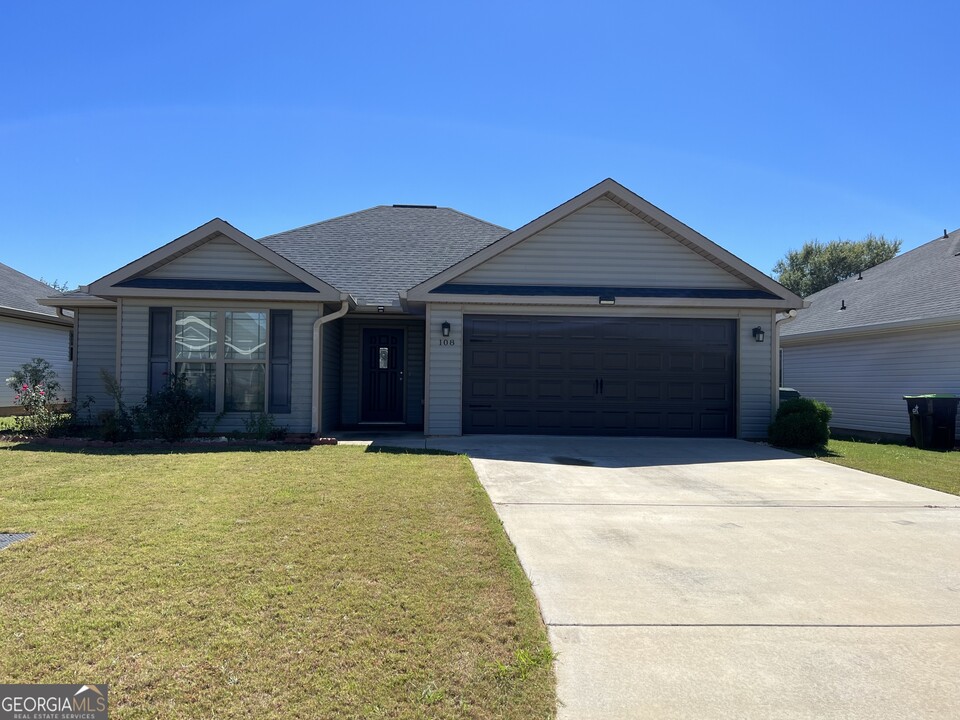 108 Tahoe Ln in Warner Robins, GA - Building Photo