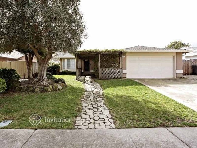 property at 568 Silverado Cir