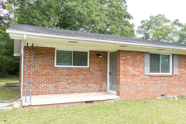 property at 2025 Lee St