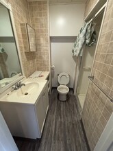 807 W 3rd St, Unit 4 in Mishawaka, IN - Building Photo - Building Photo