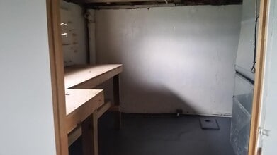 833 Lawrence Ave in Girard, OH - Building Photo - Building Photo