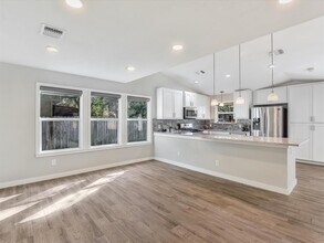 10310 Bilbrook Pl in Austin, TX - Building Photo - Building Photo