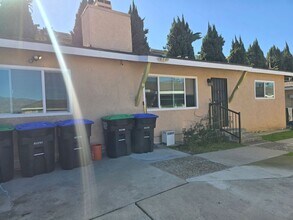 500 Everett Ave in Monterey Park, CA - Foto de edificio - Building Photo